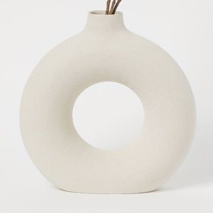 H&M Large Ceramic Donut Vase in original box